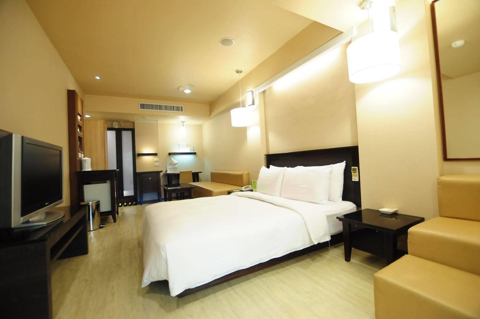 Kindness Xin Jue Jiang Kaohsiung Exterior photo