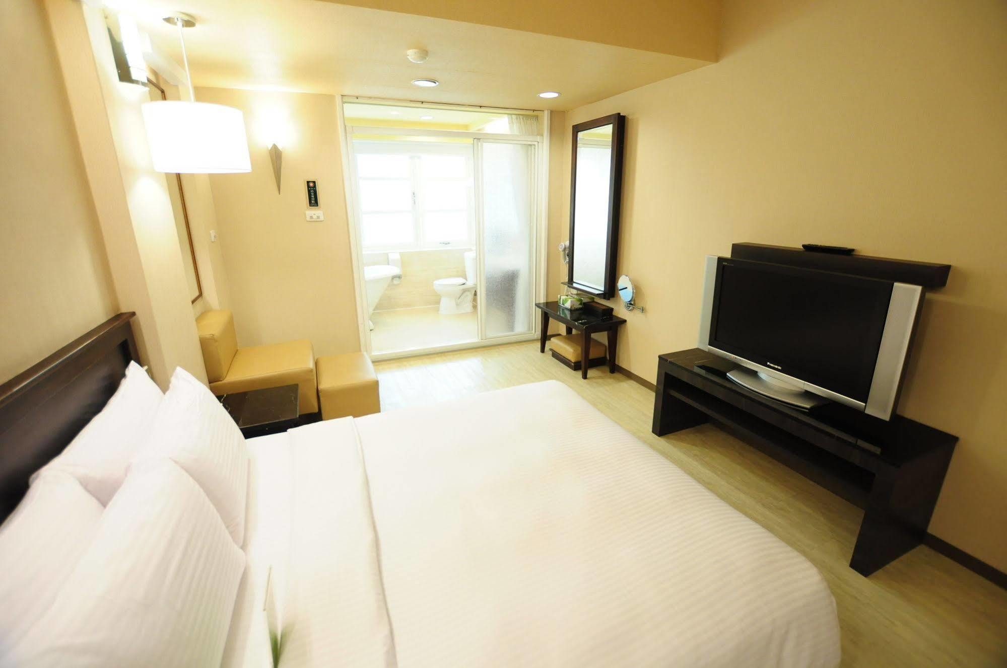 Kindness Xin Jue Jiang Kaohsiung Exterior photo